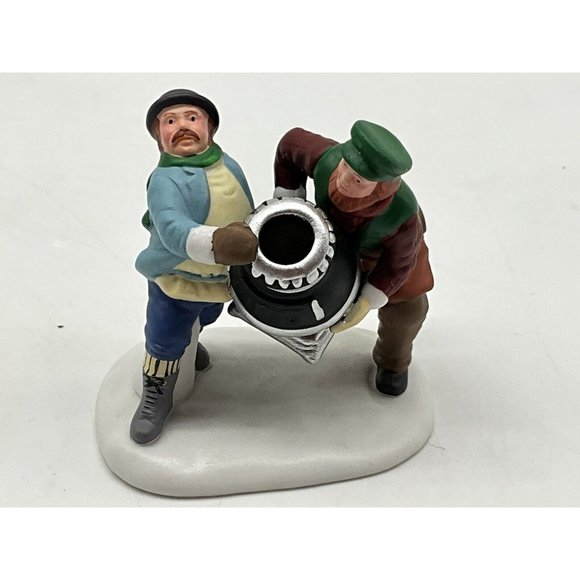 Retired Dept 56 Heritage Village - A New Potbellied Stove For Christmas #56593 - Picture 11 of 13